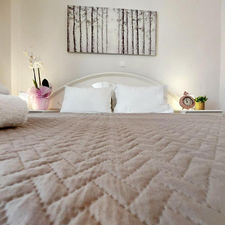 Lovely Equipped Apartment In Kallithea Athen Eksteriør billede