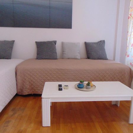 Lovely Equipped Apartment In Kallithea Athen Eksteriør billede