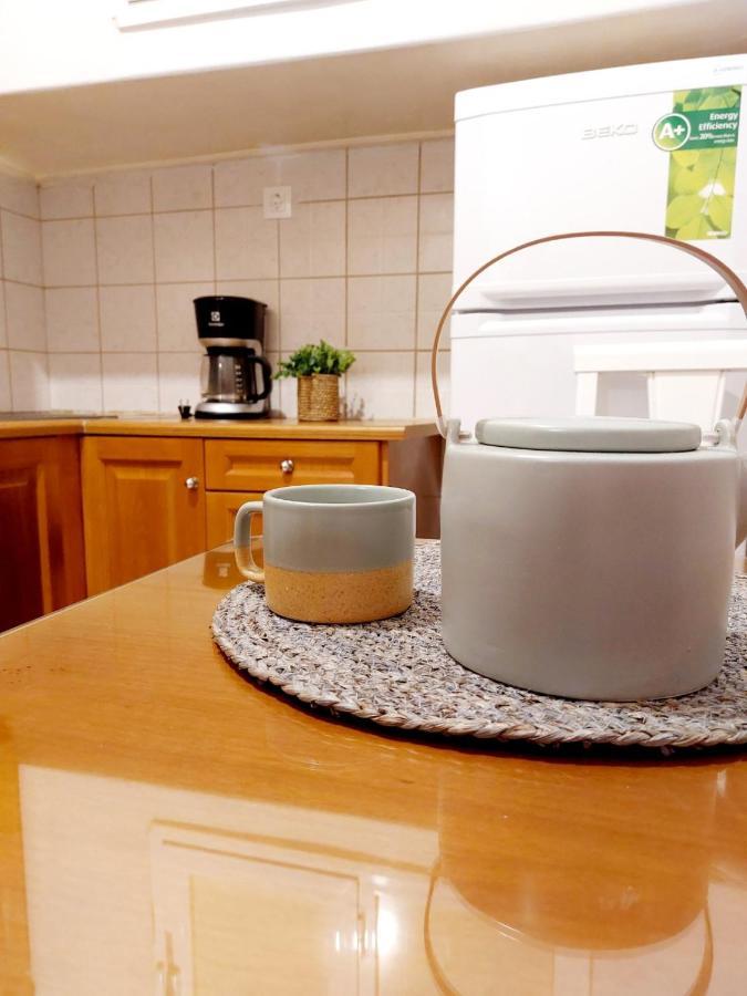 Lovely Equipped Apartment In Kallithea Athen Eksteriør billede