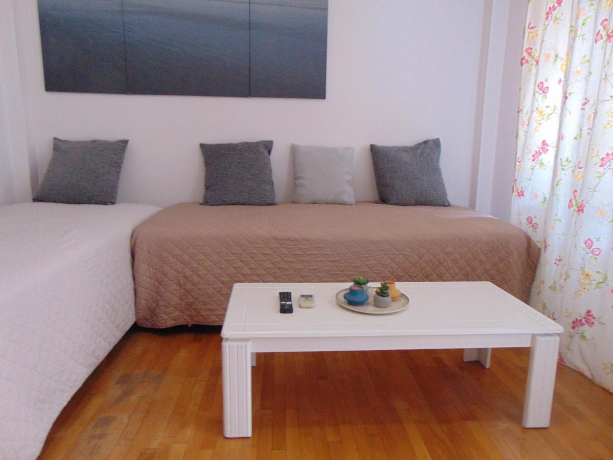 Lovely Equipped Apartment In Kallithea Athen Eksteriør billede